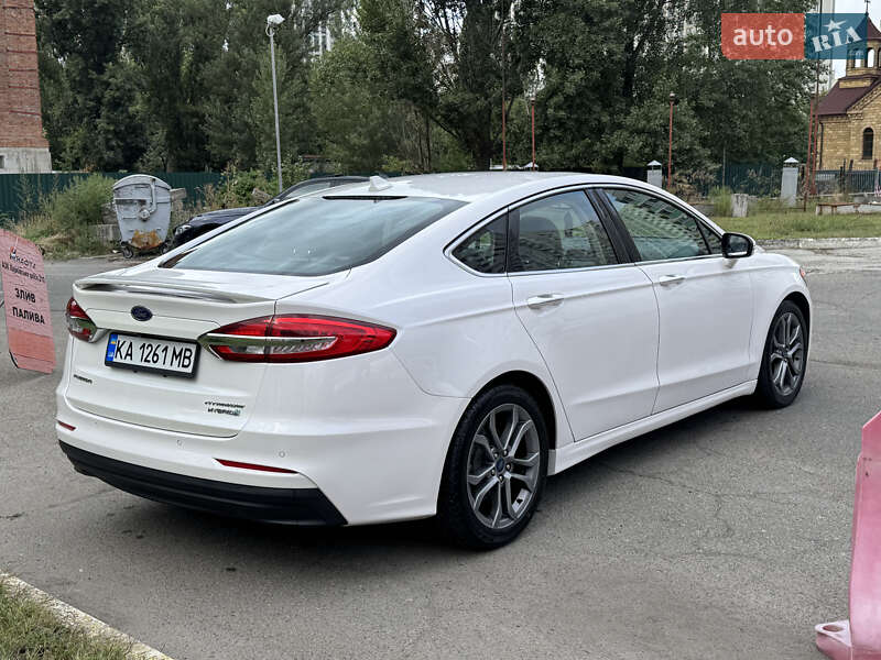 Седан Ford Fusion 2019 в Киеве фото 4 Седан Ford Fusion 2019 в Киеве