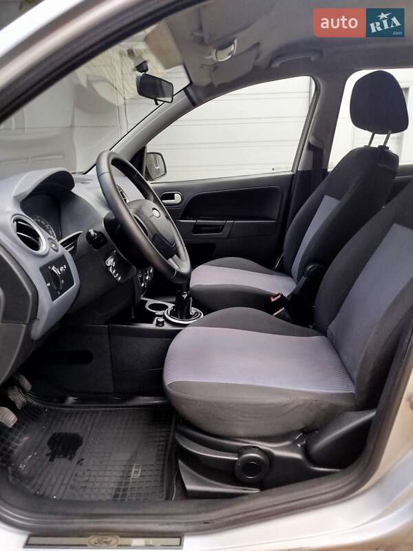 Хэтчбек Ford Fusion 2011 в Днепре