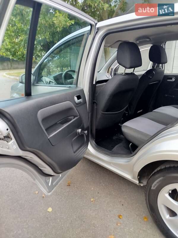 Хэтчбек Ford Fusion 2011 в Днепре