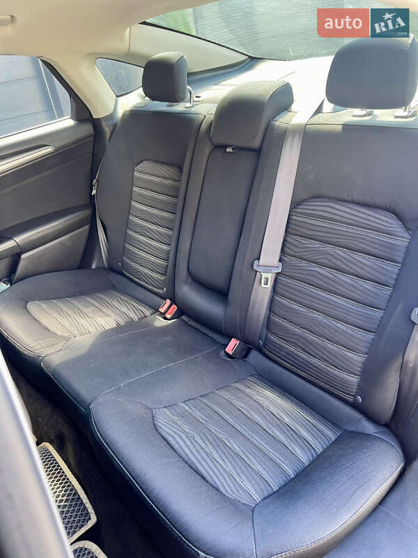 Седан Ford Fusion 2015 в Киеве фото 26 Седан Ford Fusion 2015 в Киеве
