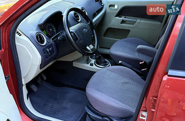 Хетчбек Ford Fusion 2006 в 