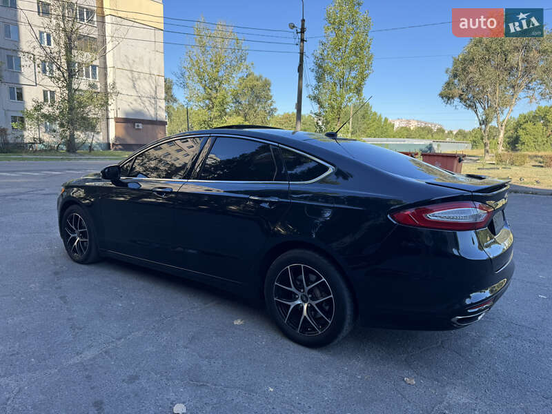 Седан Ford Fusion 2013 в Каменском