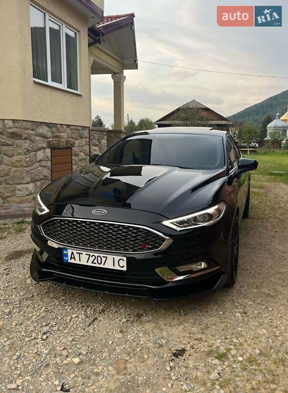 Ford Fusion 2016