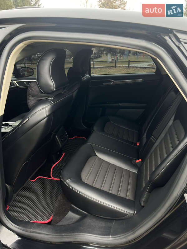 Седан Ford Fusion 2016 в Ивано-Франковске