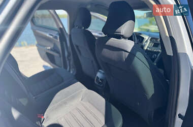 Седан Ford Fusion 2017 в Вишневому