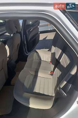 Седан Ford Fusion 2019 в 