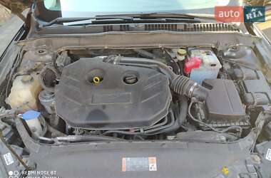 Седан Ford Fusion 2014 в 