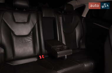 Седан Ford Fusion 2012 в 