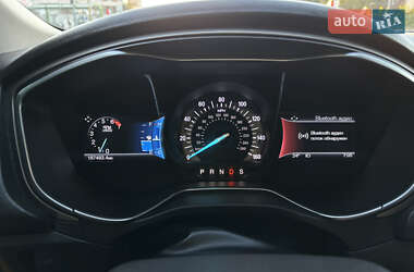 Седан Ford Fusion 2015 в 