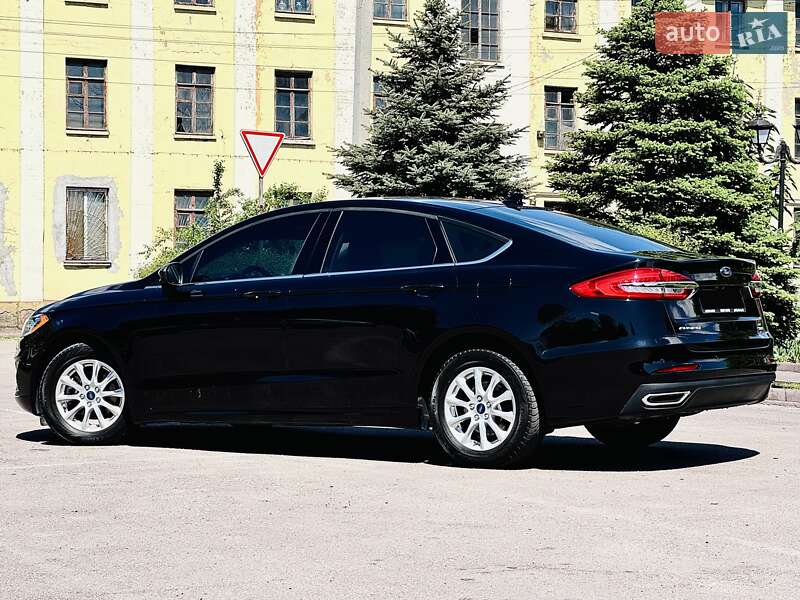 Седан Ford Fusion 2020 в Дніпрі