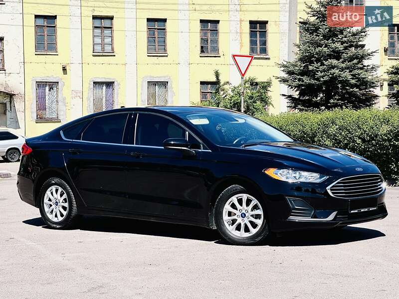 Седан Ford Fusion 2020 в Дніпрі