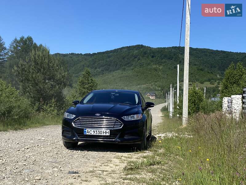 Седан Ford Fusion 2015 в Луцке