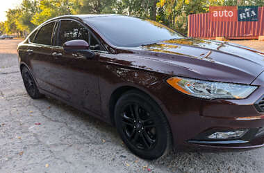 Седан Ford Fusion 2016 в 