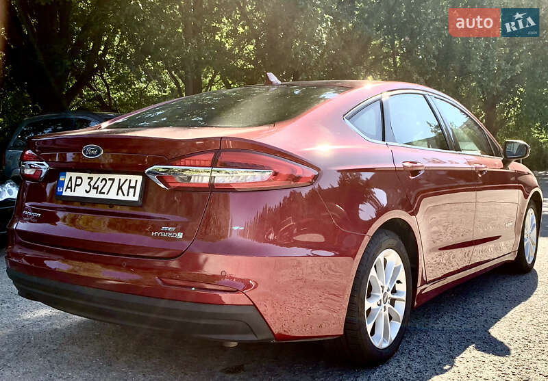 Седан Ford Fusion 2018 в Запоріжжі