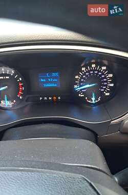Седан Ford Fusion 2014 в 