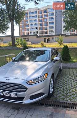 Седан Ford Fusion 2014 в 