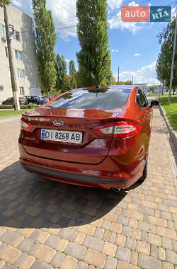 Седан Ford Fusion 2014 в 