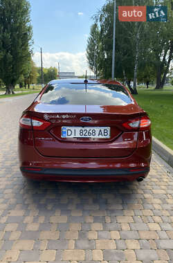 Седан Ford Fusion 2014 в 