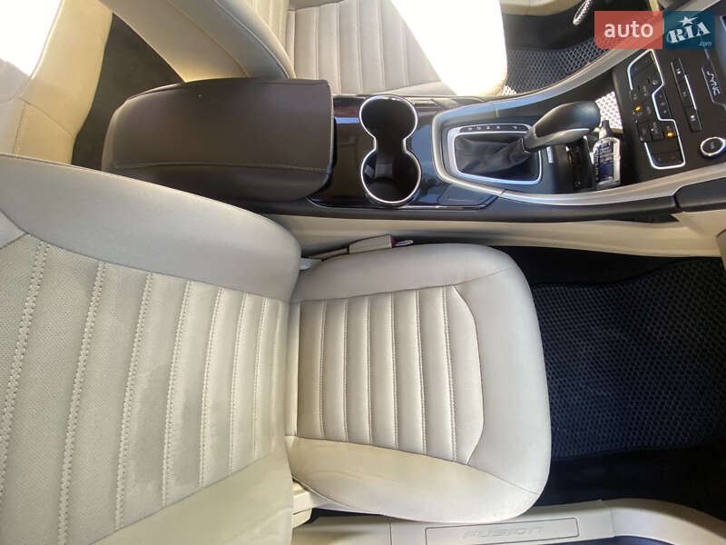 Седан Ford Fusion 2014 в Киеве фото 40 Седан Ford Fusion 2014 в Киеве