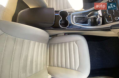 Седан Ford Fusion 2014 в 