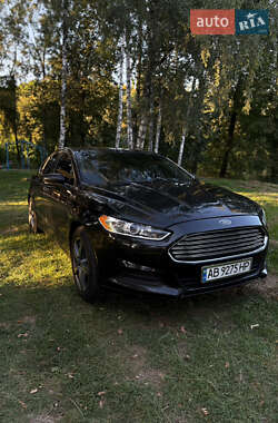 Седан Ford Fusion 2013 в 