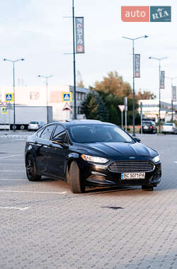 Седан Ford Fusion 2013 в Львові