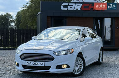 Седан Ford Fusion 2016 в Стрые