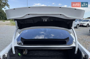 Седан Ford Fusion 2016 в 
