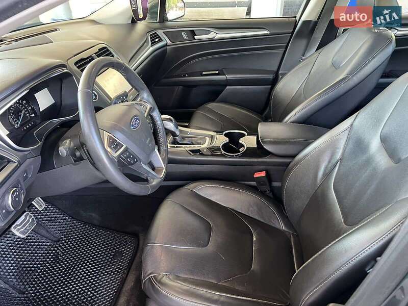 Седан Ford Fusion 2015 в Николаеве