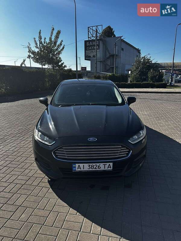 Седан Ford Fusion 2014 в 