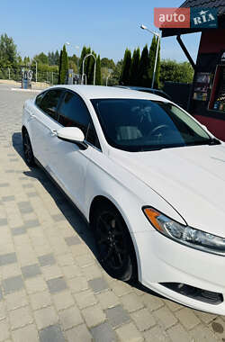 Седан Ford Fusion 2015 в Рудки