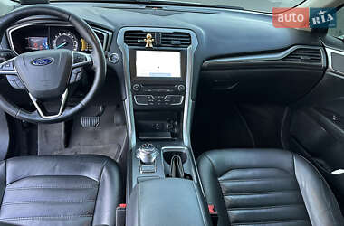 Седан Ford Fusion 2016 в Киеве