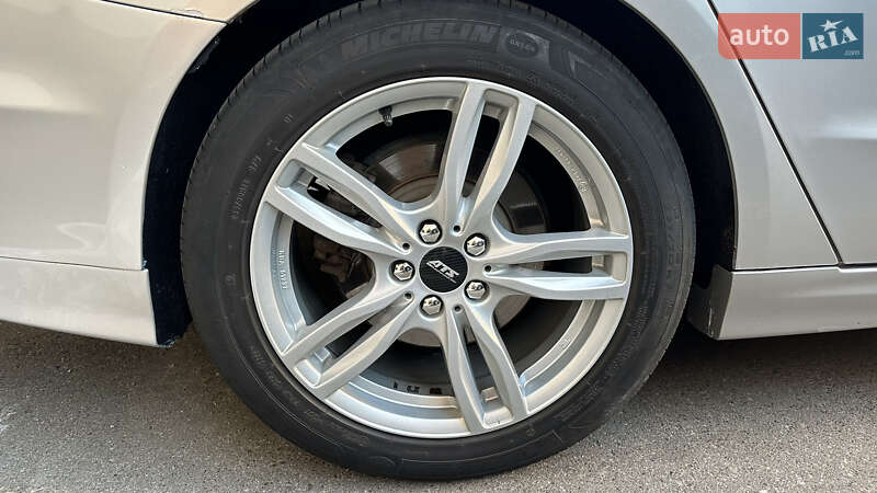 Седан Ford Fusion 2016 в Киеве