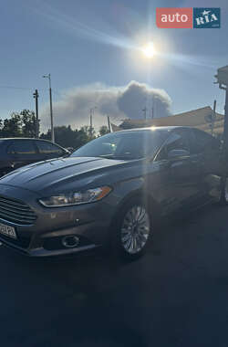 Седан Ford Fusion 2014 в 