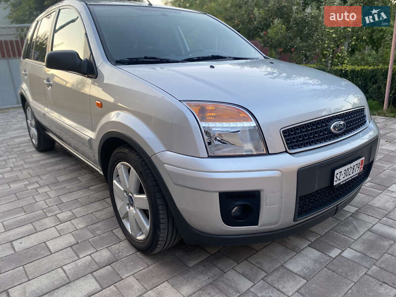 Хэтчбек Ford Fusion 2008 в Виннице