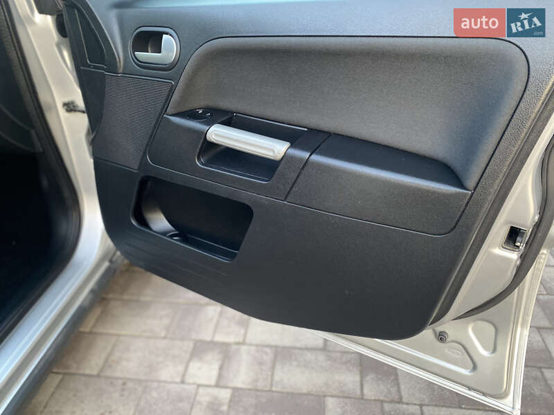 Хэтчбек Ford Fusion 2008 в Виннице