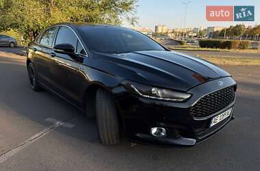 Седан Ford Fusion 2016 в 