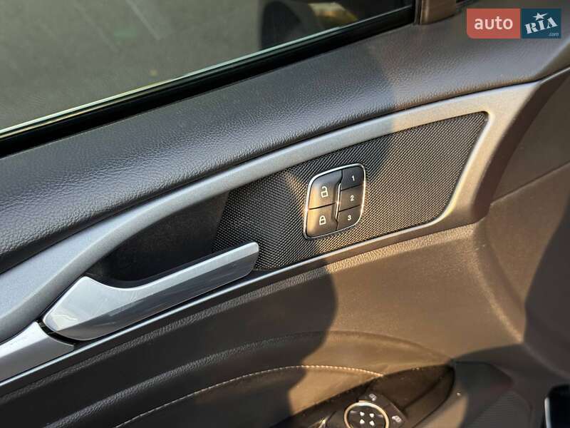 Седан Ford Fusion 2016 в Кривом Роге