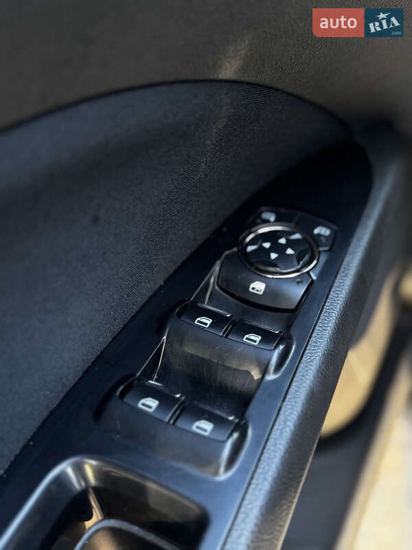 Седан Ford Fusion 2013 в Запорожье