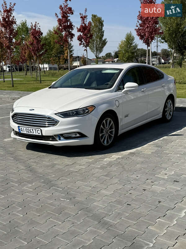 Седан Ford Fusion 2018 в Ирпене