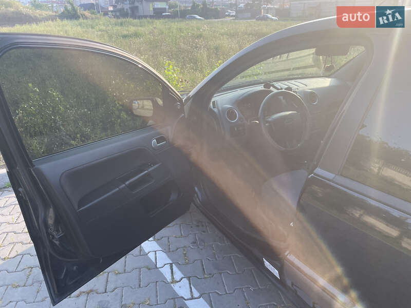 Хетчбек Ford Fusion 2006 в Вінниці