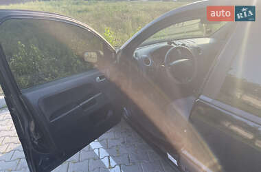 Хэтчбек Ford Fusion 2006 в  фото 7 Хэтчбек Ford Fusion 2006 в
