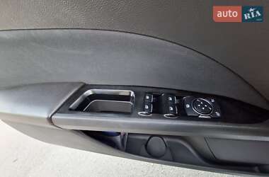 Седан Ford Fusion 2014 в 