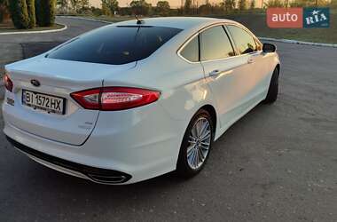 Седан Ford Fusion 2013 в 