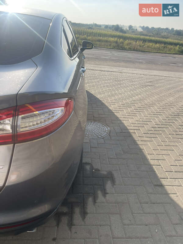 Седан Ford Fusion 2014 в Харкові