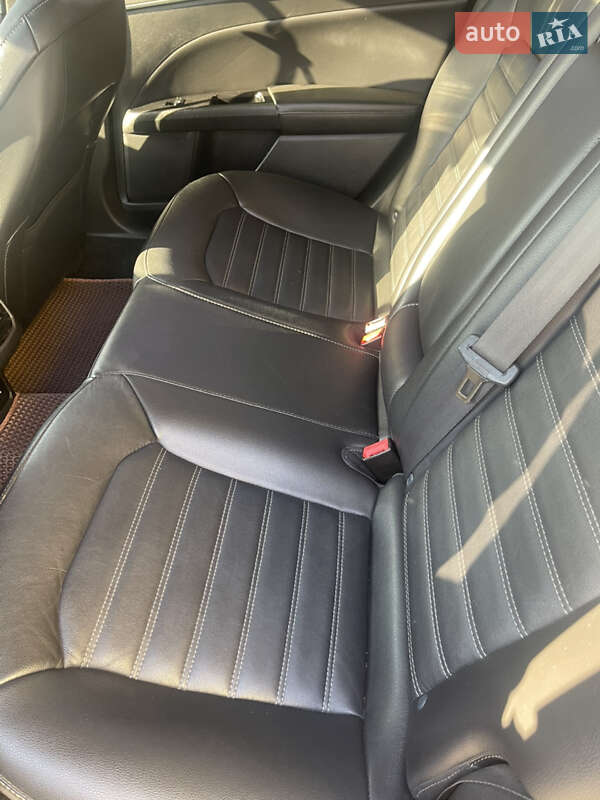 Седан Ford Fusion 2014 в Харкові