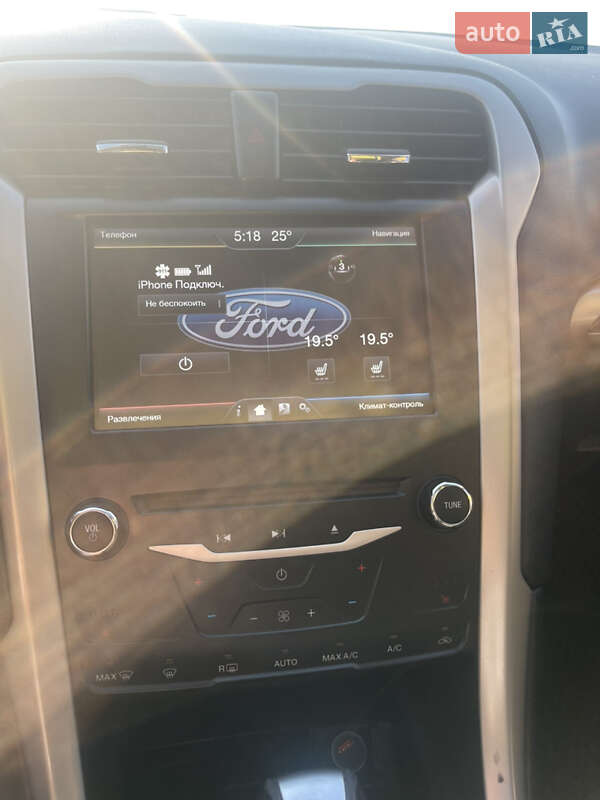 Седан Ford Fusion 2014 в Харкові