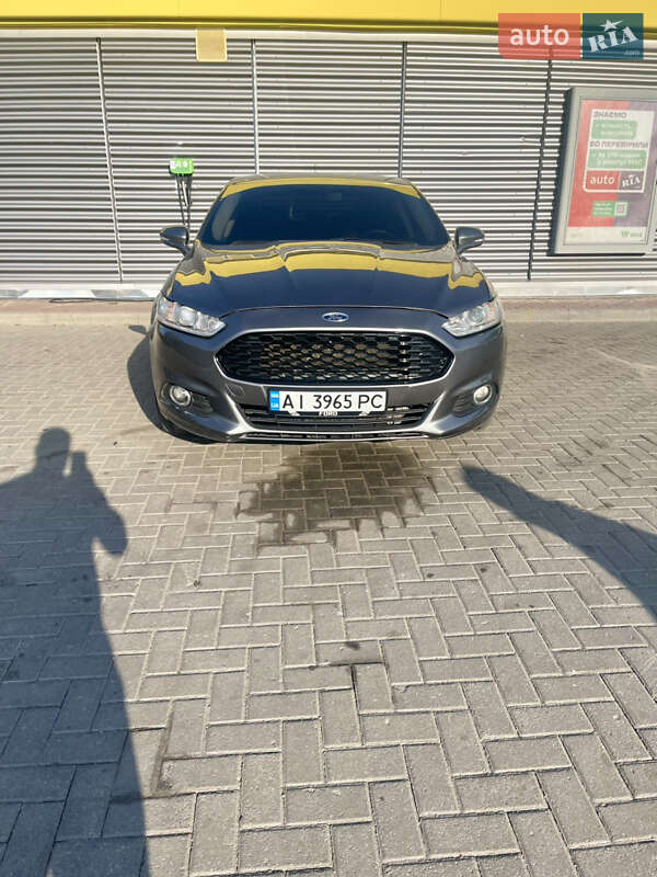Седан Ford Fusion 2014 в 