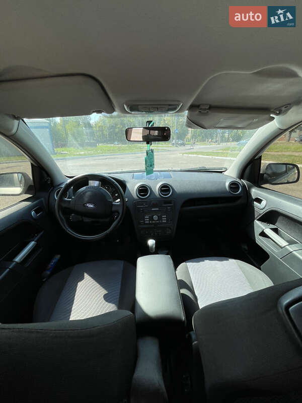 Хетчбек Ford Fusion 2011 в Рівному