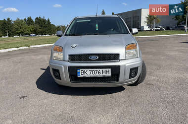 Хэтчбек Ford Fusion 2011 в Ровно